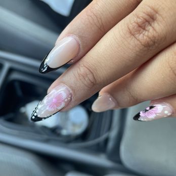 Ombre Nails Lounge - Nail Salons Near Me - Folsom, California Ombre Nails Lounge - Nail Salons Near Me - Folsom, California