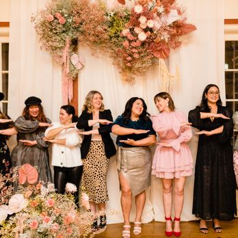 Inessa Nichols Design - Some of the incredible ladies from the IND dinner in honor of #IWD2020. - Floral Designers Near Me Inessa Nichols Design - Some of the incredible ladies from the IND dinner in honor of #IWD2020. - Floral Designers Near Me