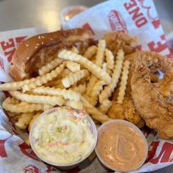 Raising Cane's Chicken Fingers