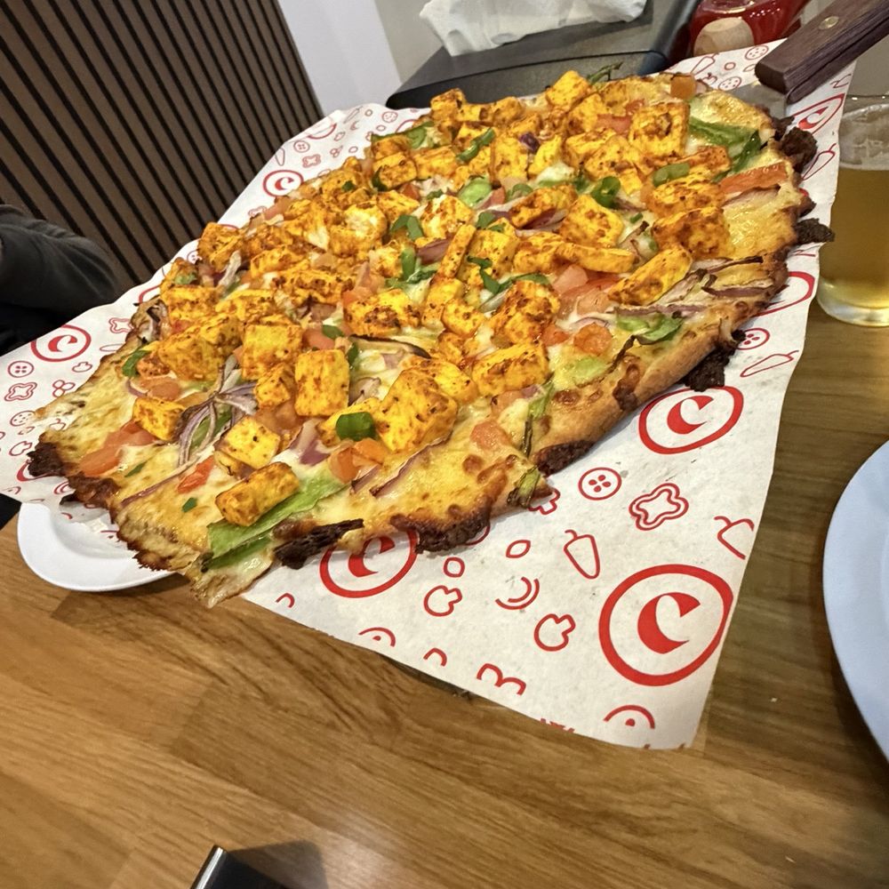 Gluten-Free Shahi Paneer Pizza (GF)