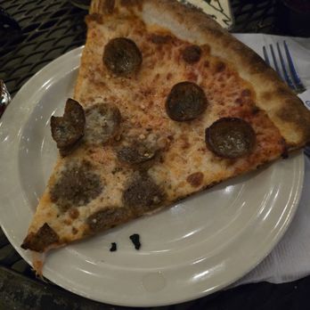Pizza Lobo - Andersonville - Sausage pizza slice - Pizza Near Me - Chicago, Illinois Pizza Lobo - Andersonville - Sausage pizza slice - Pizza Near Me - Chicago, Illinois