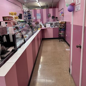 Ssantana Sweets - Inside view - Bakeries Near Me - Chicago, Illinois Ssantana Sweets - Inside view - Bakeries Near Me - Chicago, Illinois
