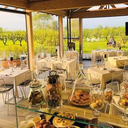 Az.agr.fattoria Maria di Berni Anna - Sala Veranda con buffet dolci