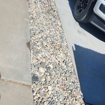 Haro Concrete & Landscaping - strip between neighbors - after - Masonry/Concrete Near Me
