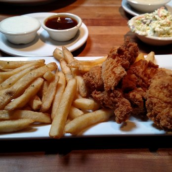 Cheddar's Scratch Kitchen - Chicken Tenders...this is the "appetizer" portion! Crisp, tender and delish! - American Near Me - Austin, Texas Cheddar's Scratch Kitchen - Chicken Tenders...this is the "appetizer" portion! Crisp, tender and delish! - American Near Me - Austin, Texas