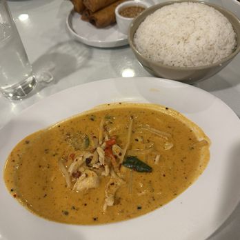 Thai House - C2. Gaeng Phed red curry chicken - Thai Near Me - Oklahoma City, Oklahoma