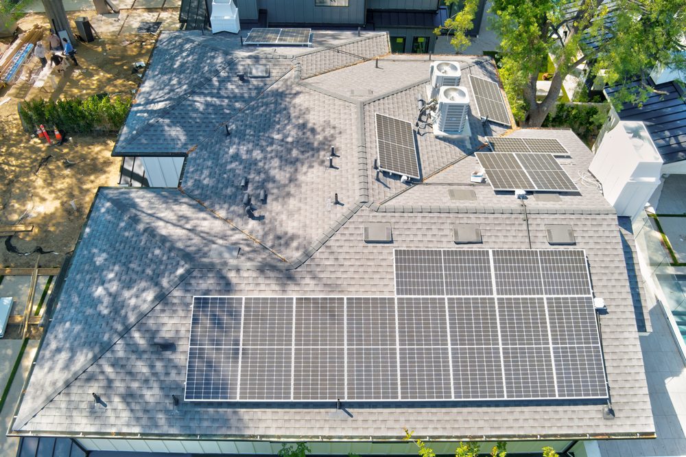 Slide of Elite Roofing