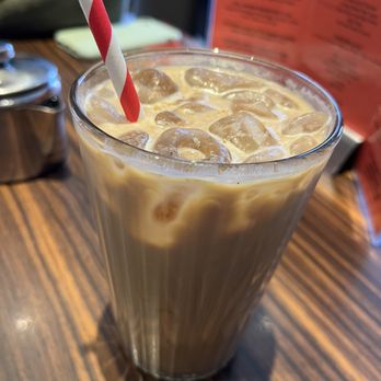 Cafe Shore - Biscoff iced latte - Cafes Near Me - Oban