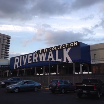 Riverwalk Outlets - Shopping Centers Near Me - New Orleans, Louisiana Riverwalk Outlets - Shopping Centers Near Me - New Orleans, Louisiana