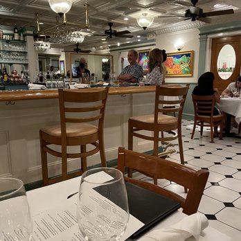 Lahaina Grill - Beautiful restaurant - Seafood Near Me - Lahaina, Hawaii