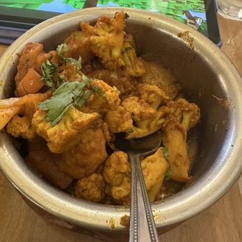 India Palace - Aloo gobi - Indian Near Me - Duluth, Minnesota