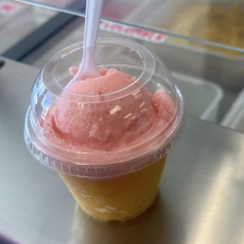 La Michoacana Golden - Guava and mango - Ice Cream & Frozen Yogurt Near Me - Murrieta, California La Michoacana Golden - Guava and mango - Ice Cream & Frozen Yogurt Near Me - Murrieta, California