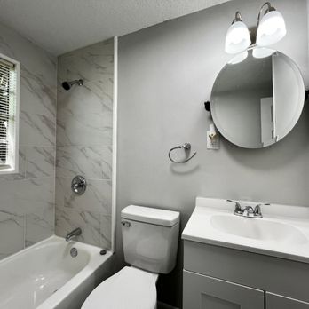 Dragan's Home Services - Completely remodeled bathroom - Flooring Near Me Dragan's Home Services - Completely remodeled bathroom - Flooring Near Me
