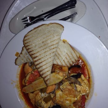 Smitty's Grill - Cioppino - American Near Me - Pasadena, California