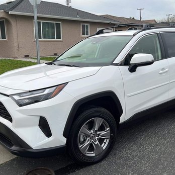 Tracy Toyota - Car Dealers Near Me - Tracy, California