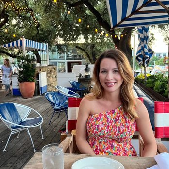 Perla's - Patio - Seafood Near Me - Austin, Texas
