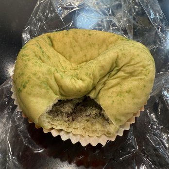 85°C Bakery Cafe-Fairfield - Something was off about this $2ish matcha bun and they were giving me a hard time asking for an exchange (within 12 hours). - Bakeries Near Me - Fairfield, California 85°C Bakery Cafe-Fairfield - Something was off about this $2ish matcha bun and they were giving me a hard time asking for an exchange (within 12 hours). - Bakeries Near Me - Fairfield, California