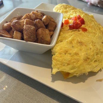 Notions - Cajun Omelette - Tapas/Small Plates Near Me - Hickory, North Carolina