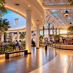 CF Chinook Centre