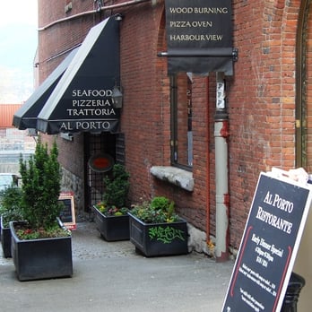 Al Porto - A few steps off Water Street (Side entrance) - Italian Near Me - Vancouver, British Columbia