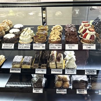 L’atelier Des Pains - Bakeries Near Me - Delray Beach, Florida