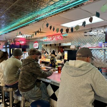Troy's 105 Diner - Bar area - Diners Near Me - Boone, North Carolina