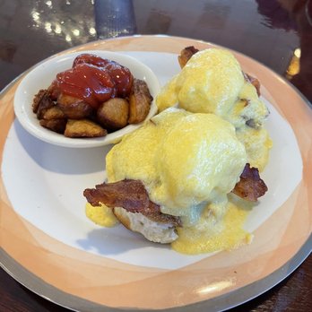 The Kitchen Table - Fried green tomato Eggs Benny. - American Near Me - North Myrtle Beach, South Carolina The Kitchen Table - Fried green tomato Eggs Benny. - American Near Me - North Myrtle Beach, South Carolina