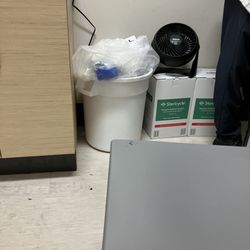 Walgreens - Trash can overflowing in side room