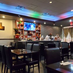 Kumo Sushi & Lounge - Bar Area
