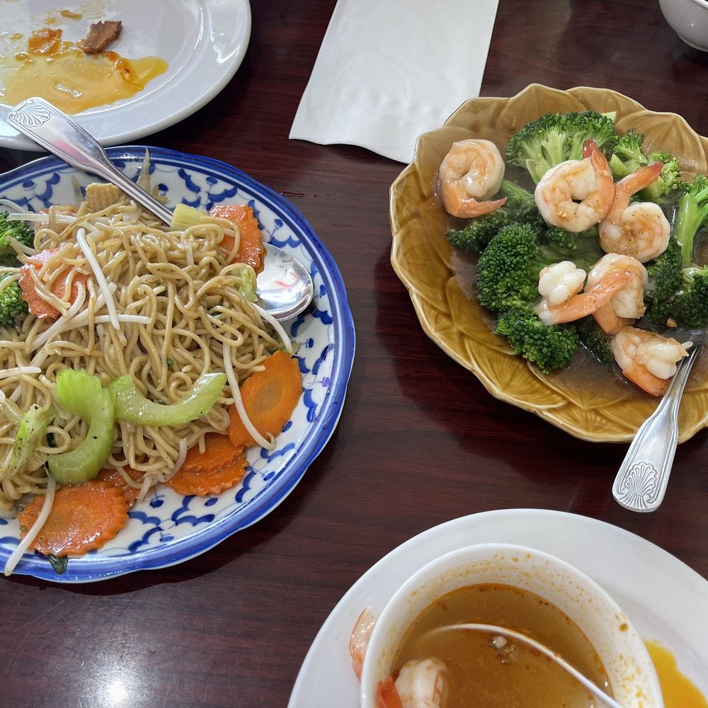 Sweety Hut Thai Restaurant - Thai Near Me - West Covina, California Sweety Hut Thai Restaurant - Thai Near Me - West Covina, California