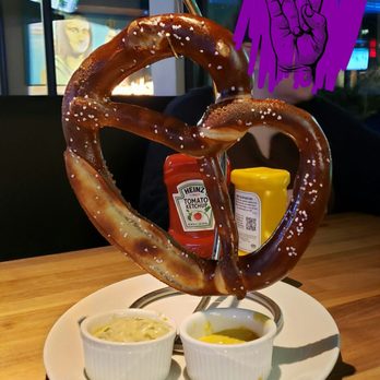 Yard House - Vegetarian Near Me - Gaithersburg, Maryland Yard House - Vegetarian Near Me - Gaithersburg, Maryland