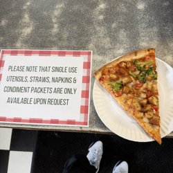 Arturo's Pizzeria & Restaurant - Policy for single use items