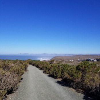 Montana de Oro State Park - Montaña De Oro:  start of the Bluff Trail - Parks Near Me - Los Osos, California