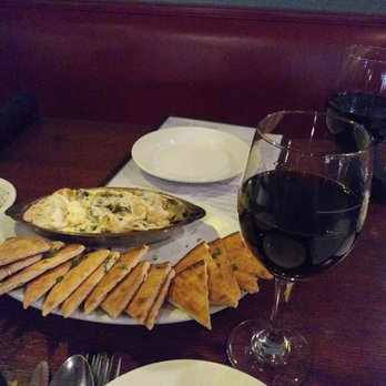Cucina 100 - Spinach artichoke dip & Red wine blend - Italian Near Me - Fountain Inn, South Carolina Cucina 100 - Spinach artichoke dip & Red wine blend - Italian Near Me - Fountain Inn, South Carolina