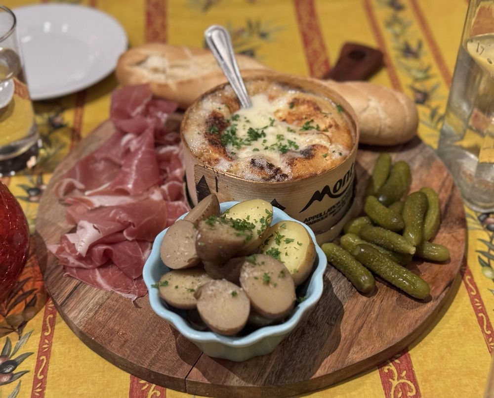 VILLE SAINTE BISTRO Updated August 2024 58 Photos & 35 Reviews