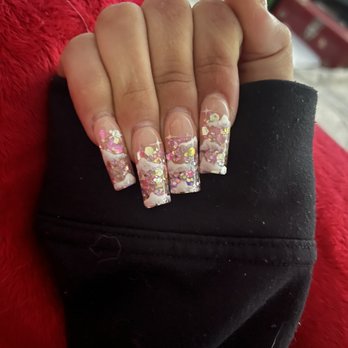 Yoisecreations - Nail Technicians Near Me