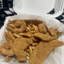 Fried catfish and shrimp plate Fried catfish and shrimp plate