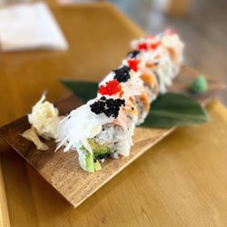 Bluefin Tuna & Sushi - aburi salmon roll