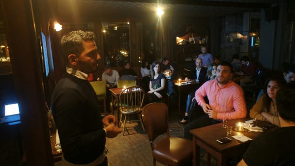 Nicky Harrison by null