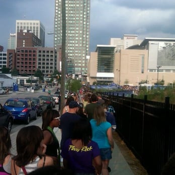 Red Hat Amphitheater - Questionable crowd control. - Music Venues Near Me - Raleigh, North Carolina Red Hat Amphitheater - Questionable crowd control. - Music Venues Near Me - Raleigh, North Carolina