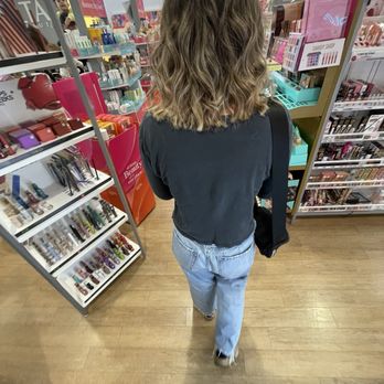 Ulta Beauty - Cosmetics & Beauty Supply Near Me - Silverdale, Washington Ulta Beauty - Cosmetics & Beauty Supply Near Me - Silverdale, Washington
