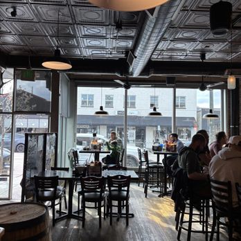 Post Oak Barbecue - Dining Room - Smokehouse Near Me - Denver, Colorado