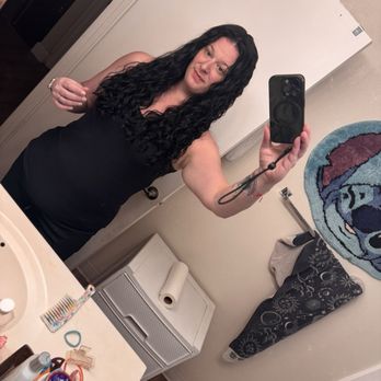The Curl Lounge - Hair Salons Near Me - Sacramento, California