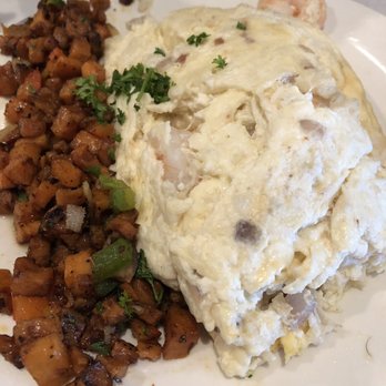 Hidden Manna Cafe - Egg white seafood omelette  Sweet potato w/ peppers & onions - Breakfast & Brunch Near Me - Matteson, Illinois