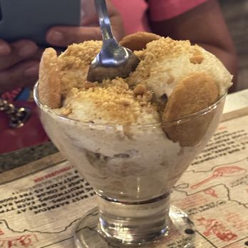 Virgil's Real BBQ - Banana pudding - Barbeque Near Me - New York, New York Virgil's Real BBQ - Banana pudding - Barbeque Near Me - New York, New York