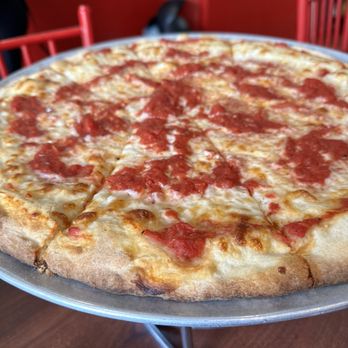 It's Nutts - Slice Tomato Pizza - Diners Near Me - Titusville, New Jersey