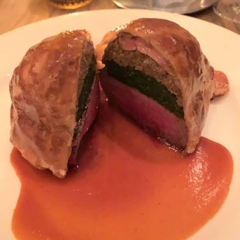 Mooo.... Beacon Hill - Tenderloin of Beef Wellington - Steakhouses Near Me - Boston, Massachusetts