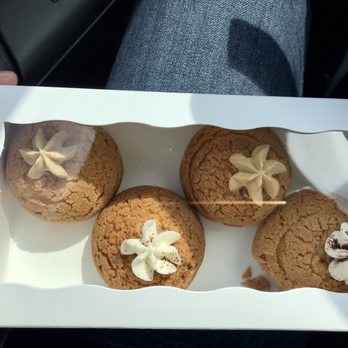 Desseire - Bakeries Near Me - Houston, Texas