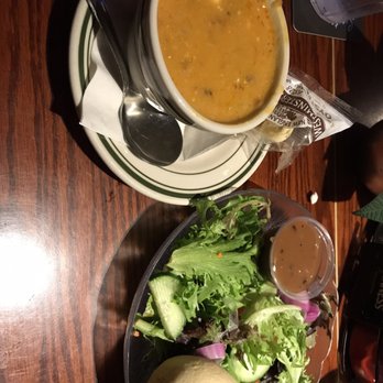 Buffalo Brew Pub - Chicken wing soup and house salad - Brewpubs Near Me - Williamsville, New York