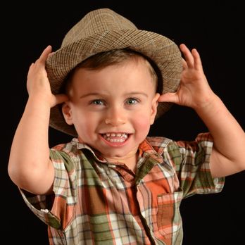 Portrait Innovations - Photography Stores & Services Near Me - Northville, Michigan Portrait Innovations - Photography Stores & Services Near Me - Northville, Michigan